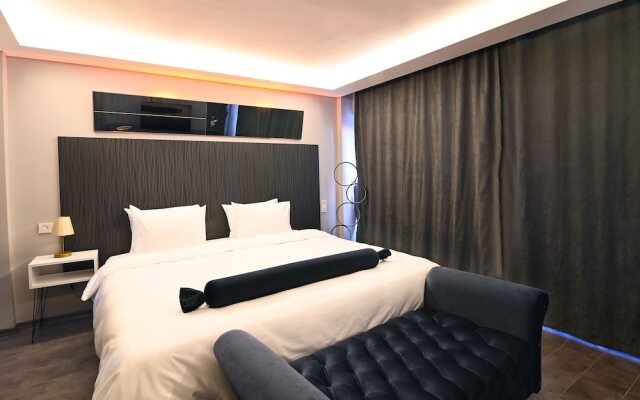 Via Çırağan Hotel