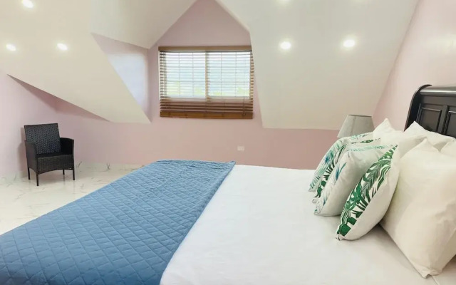 Luxury Apartments and Rooms The Lagoons