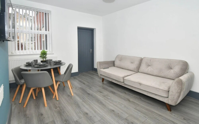 Townhouse @ Eastwood Place Stoke