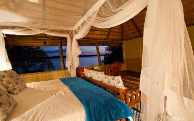 Chundukwa River Lodge