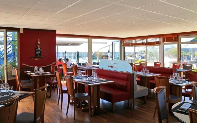 ibis Granville Port de plaisance