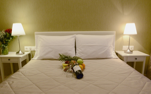 Phidias Hotel