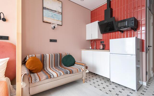 In an apartment on Birch Alley 19k2