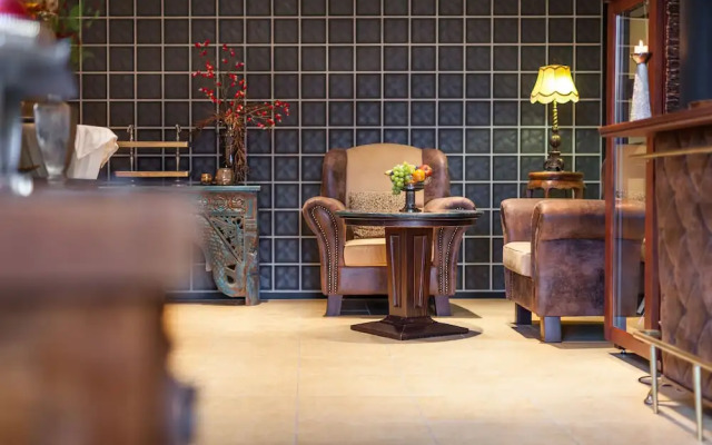 Hotel Conti
