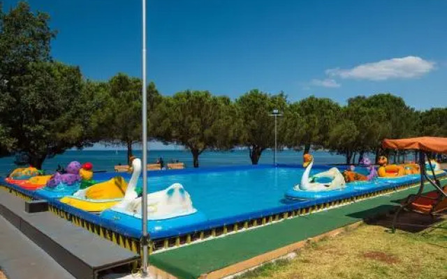 Superior Mobile Homes in Camping Park Umag
