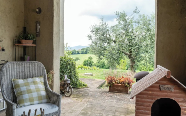 Tenuta di campagna con piscina immersa nel verde