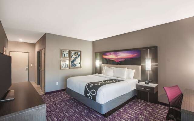 La Quinta Inn & Suites by Wyndham Kingsville