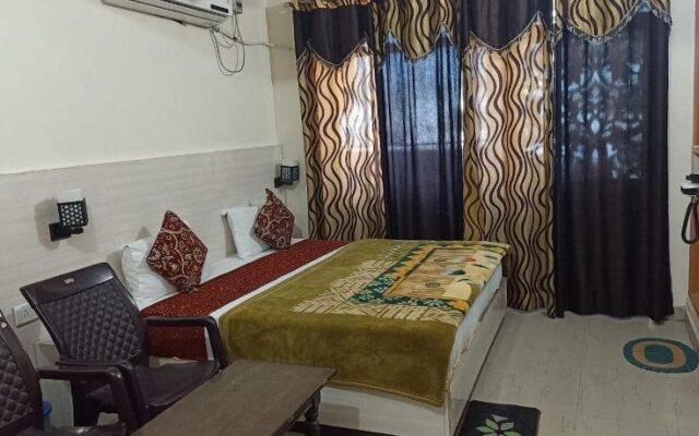 Hotel Kesar Vilas