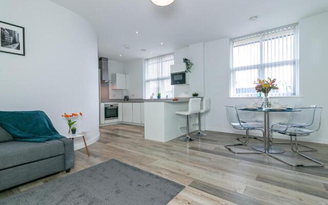 Executive Apartment Close to Station