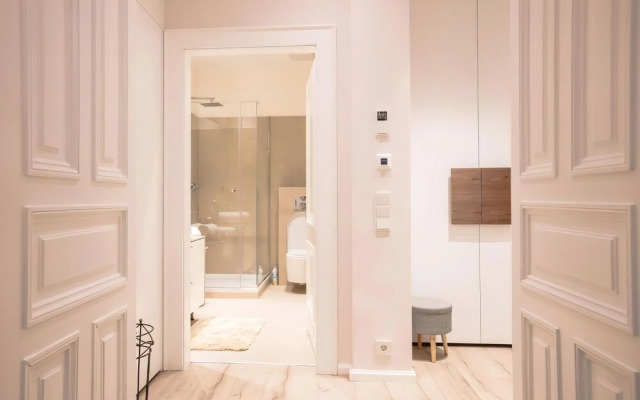 High Street Suites
