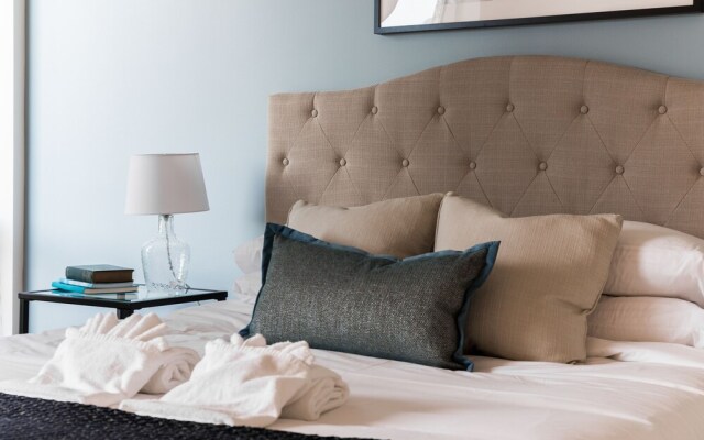 Lively Fenway Suites by Sonder