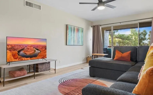 Modern and Sophisticated Old Town Scottsdale Gem!