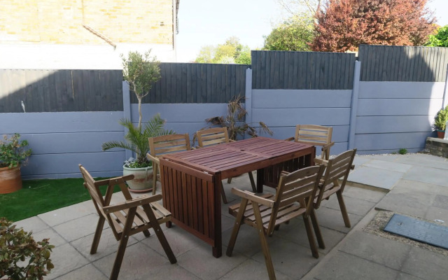 Shorley Wall Broadstairs by the Beach with Parking