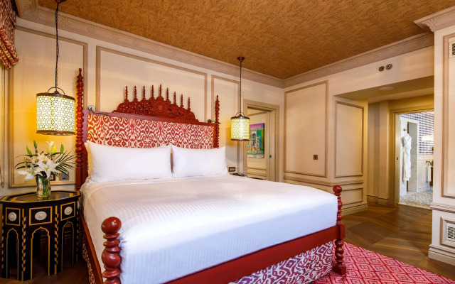 Hagia Sofia Mansions Istanbul, Curio Collection by Hilton