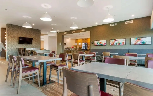 Best Western Plus Dauphin