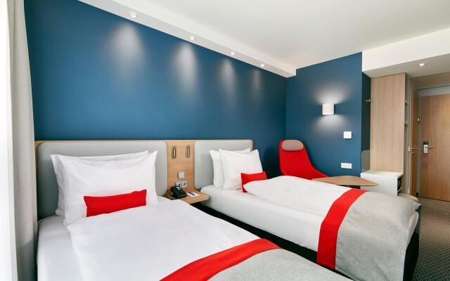 Holiday Inn Express Berlin - Alexanderplatz, an IHG Hotel