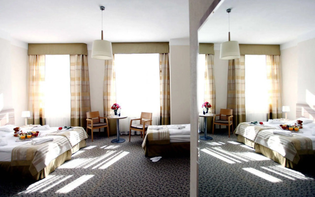 Hotel Cesarskie Ogrody