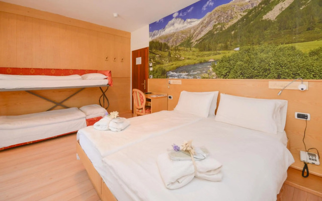 Hotel Corona Wellness & Family