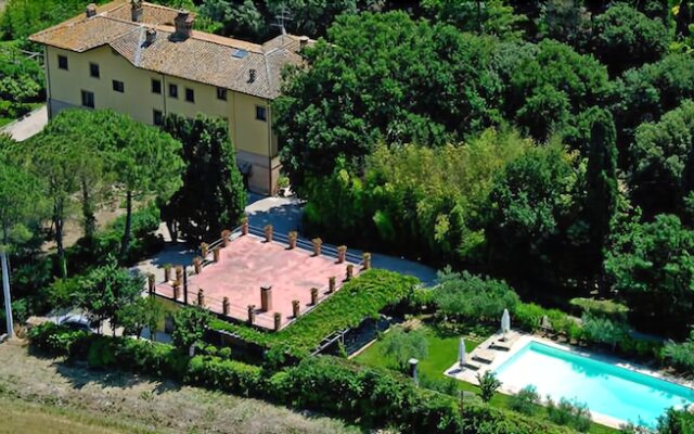 Villa De Angelis