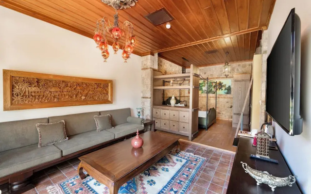 House 5 Hotel