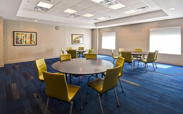 Holiday Inn Express & Suites Schererville by IHG