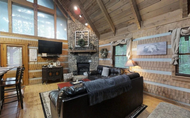 Blessed Nest 1 Bedroom Cabin by RedAwning