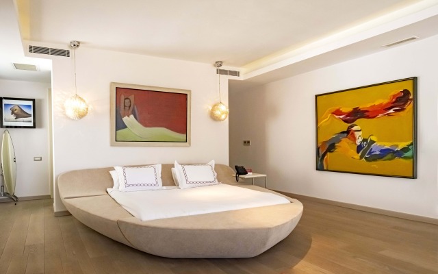 Casa dell'Arte Hotel of Arts & Leisure