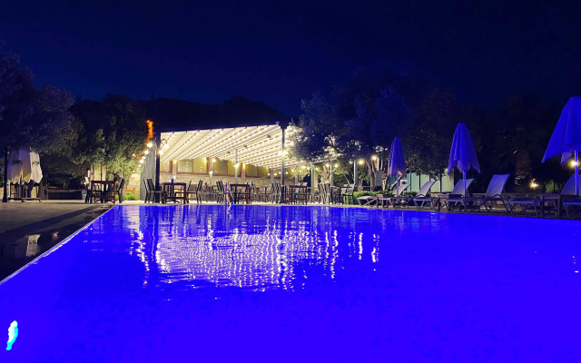 Assos Park Hotel