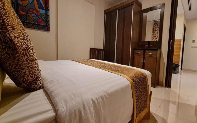 Golden New Hira Hotel