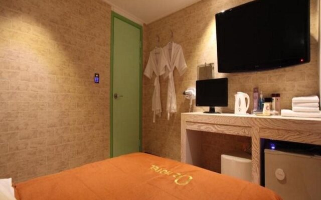 O2 Hotel