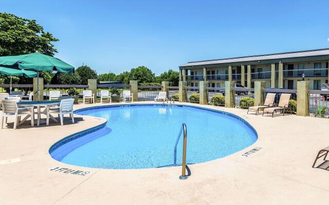 Quality Inn Simpsonville - Greenville