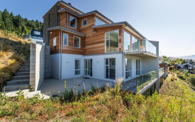 Alpine Retreat - Panoramic Views