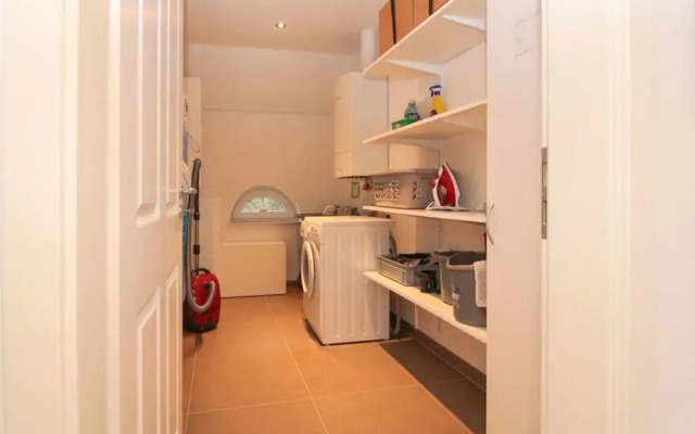 Anchor Claw Comfortable Holiday Residence