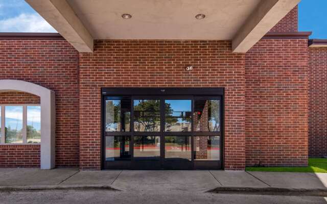 Quality Inn & Suites Richardson-Dallas