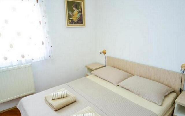 Apartments Jurjako