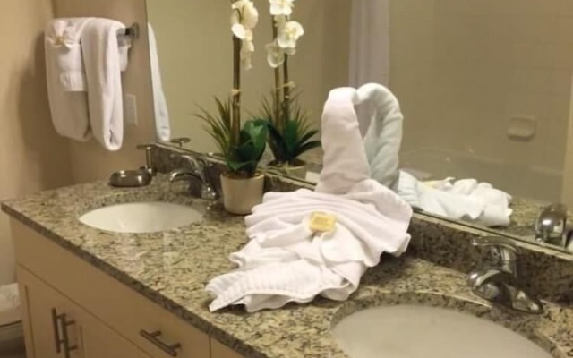 Villa Minnie - Lucaya Village