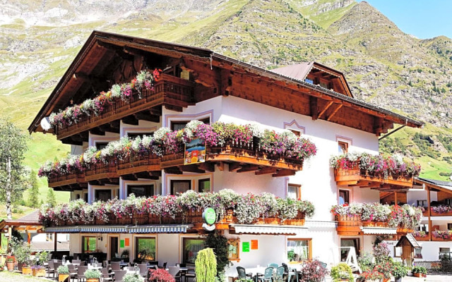 Hotel Das Lisann