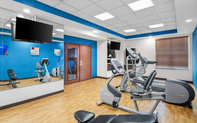 Comfort Inn & Suites