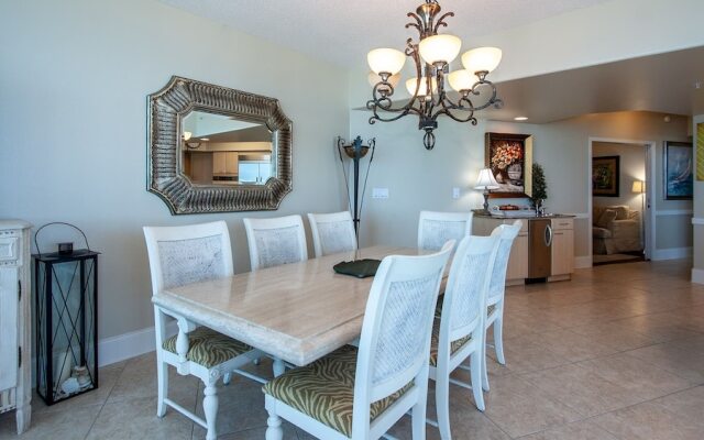 Crb1215 4 Bedroom Condo