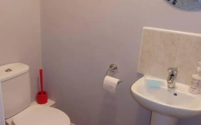 Beautiful Two Bedroom Apartment