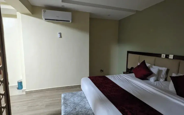 Abuya Palace Hotel Moyale
