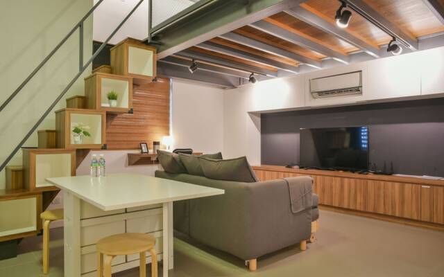 Three28 Tun Razak by Widebed