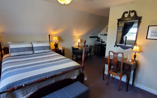 Amherst Shore Country Inn