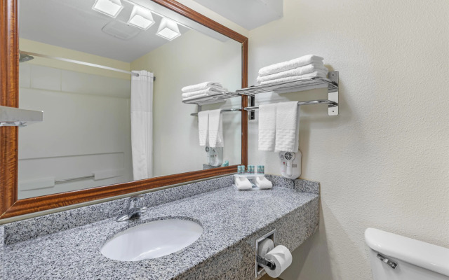 Best Western Firestone Inn & Suites