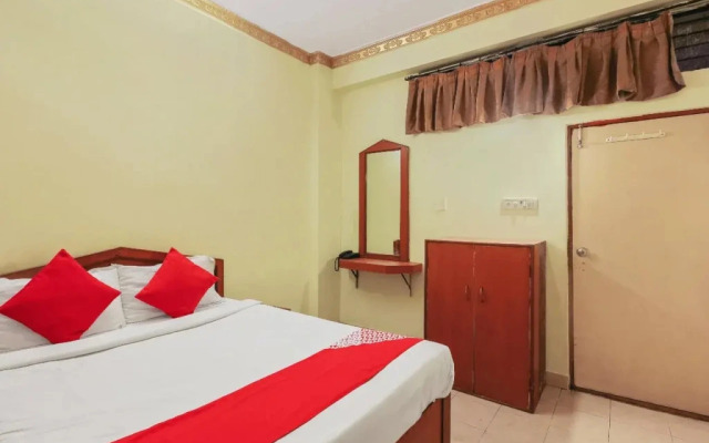 Prince Residency by OYO Rooms