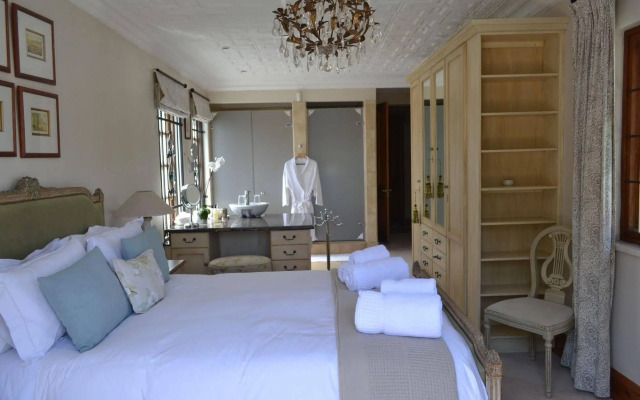 Doveton House