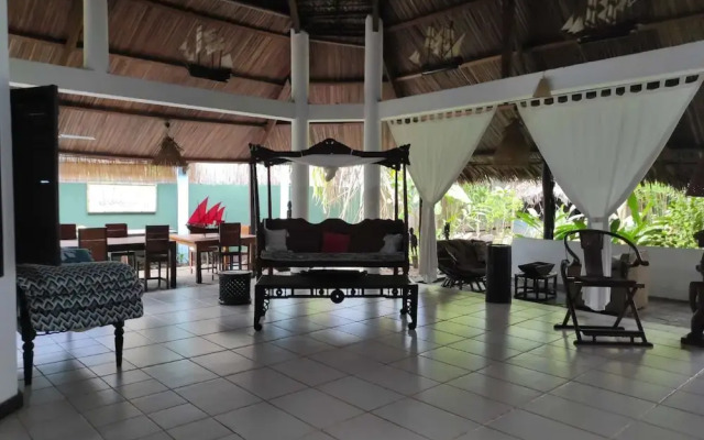 Villa Valiha Lodge