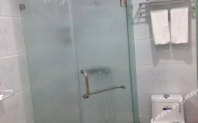 Huiyang Business Hotel