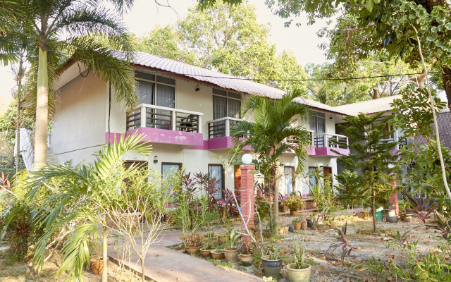 Corrie Chalet Pantai Cenang Langkawi