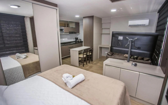 Studio com Cama e Sofá-Cama de Casal - ALL2011